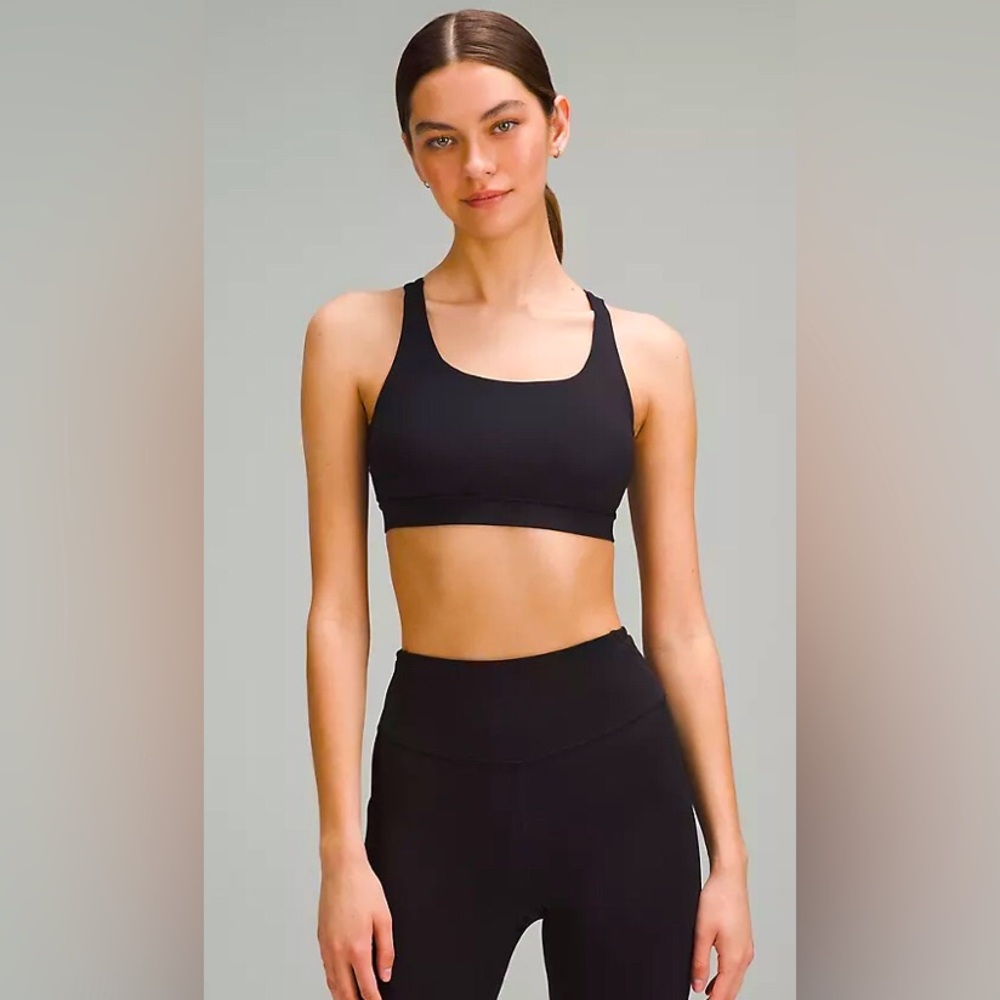 Size 2 Lululemon sports bra like with criss cross back